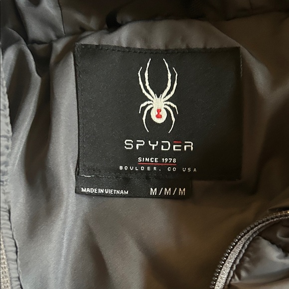 Spyder Women's Gray Quilted Puffer Jacket - Picture 4 of 7